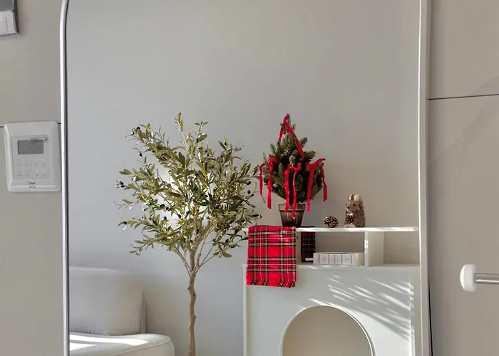 Azur Aparthotel